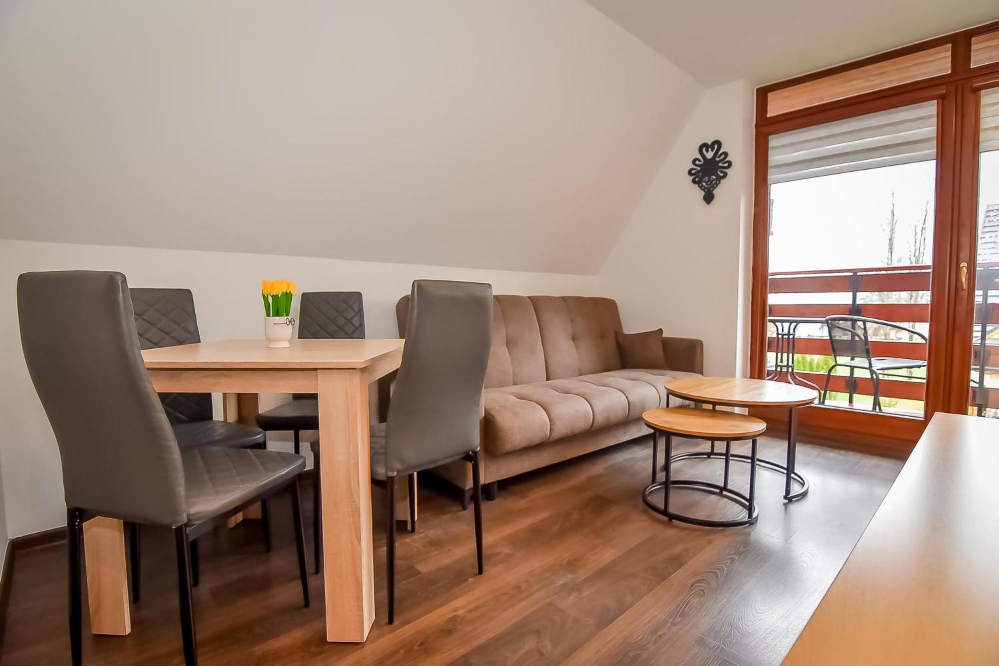 Apartament Zakatek Mietusi Кошелско Екстериор снимка